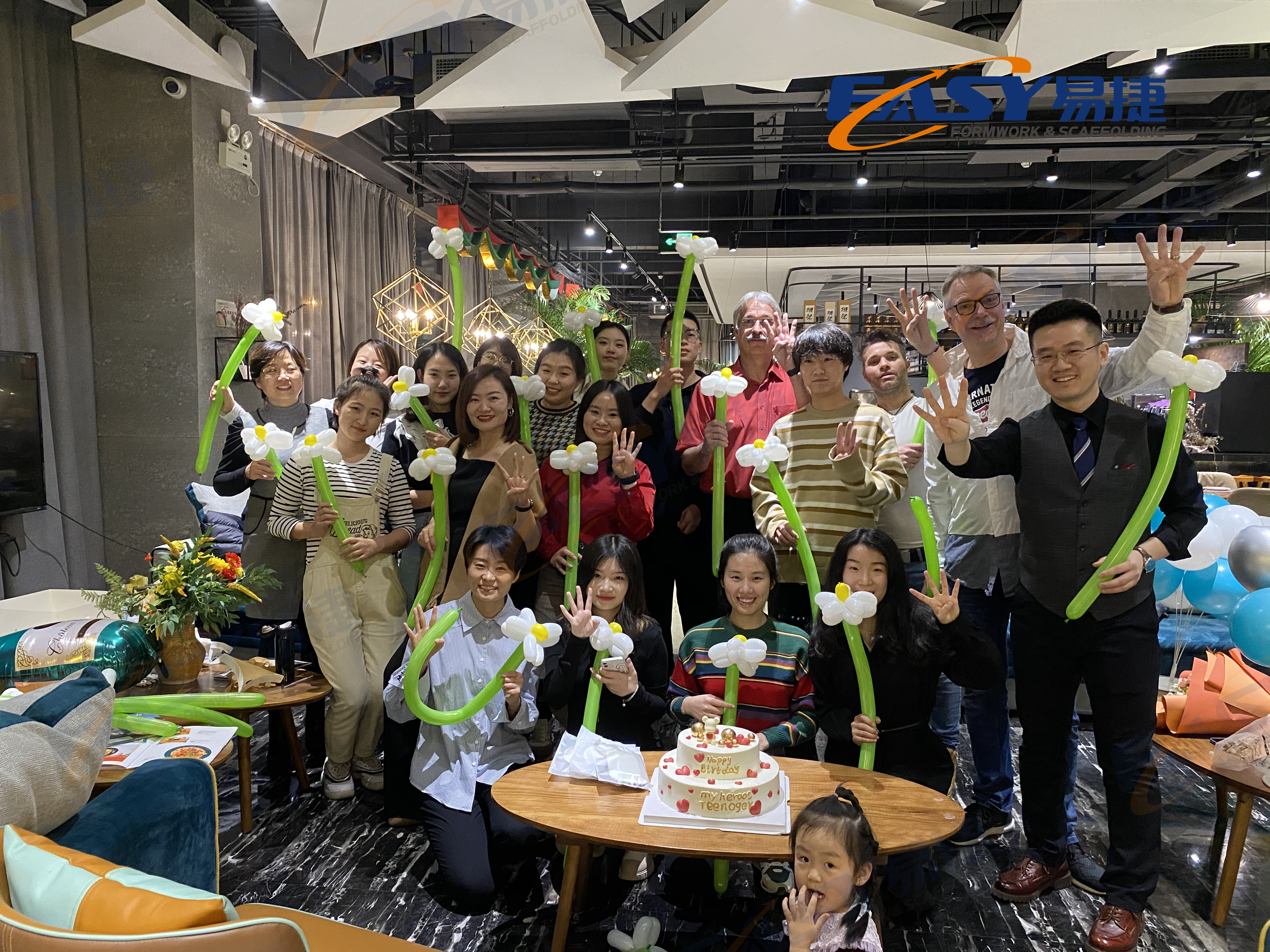 3. C&eacute;l&eacute;bration de l'anniversaire de l'&eacute;chafaudage facile de Tianjin (1)